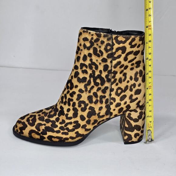 Steve Madden Womens Leopard Ankle Boots Size 8.5 Block Heel Side Zip Trendy - Picture 9 of 11